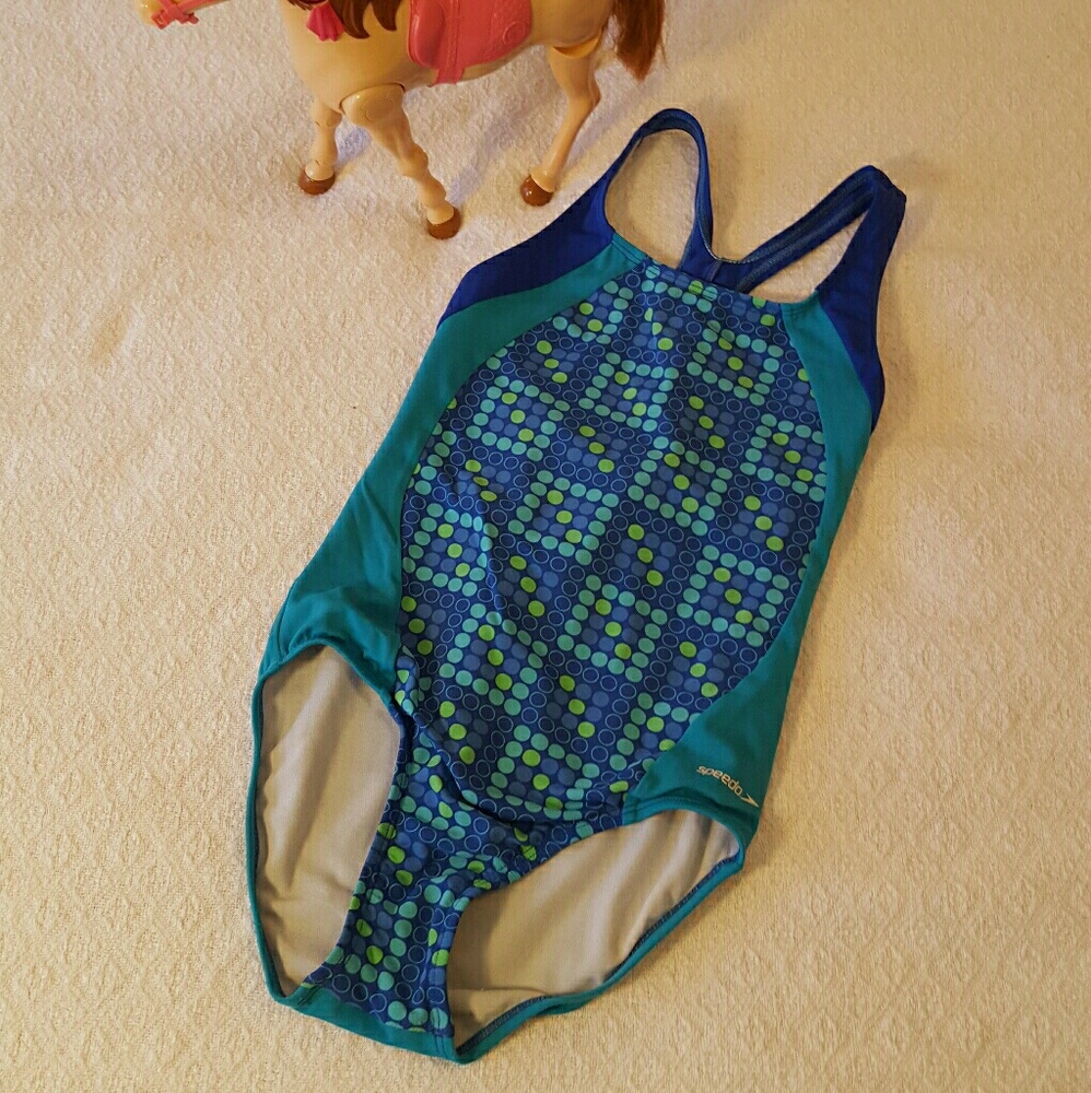 Girls one-piece Speedo swimsuit